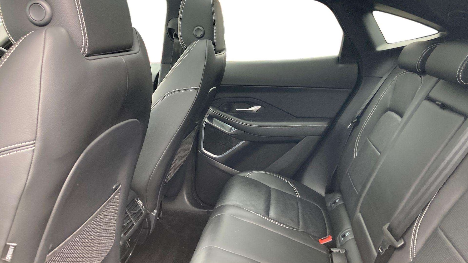 Used Jaguar E-Pace 2024 for sale - 76460550: Photo 4