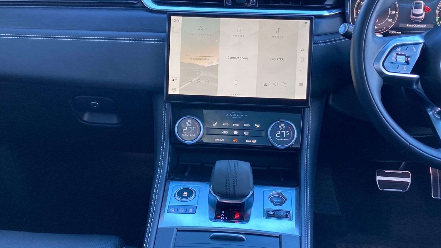 Used Jaguar F-Pace 2023 for sale - 76967715: Photo 14