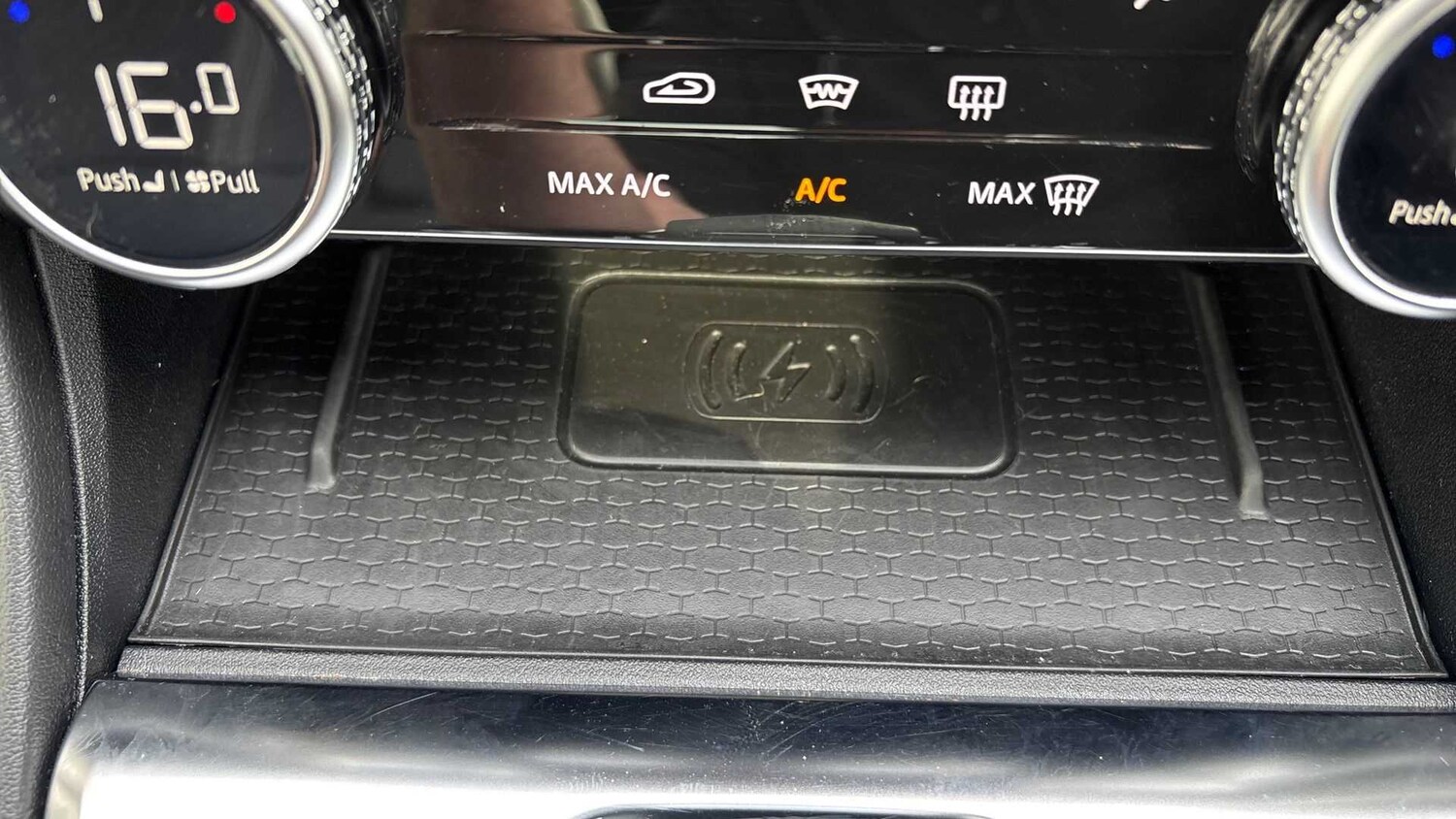 Used Jaguar F-Pace 2023 for sale - 76460519: Photo 13