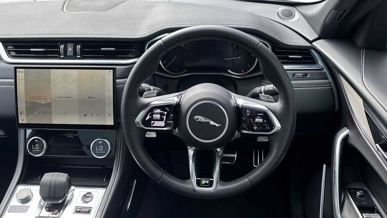 Used Jaguar F-Pace 2023 for sale - 76460519: Photo 35