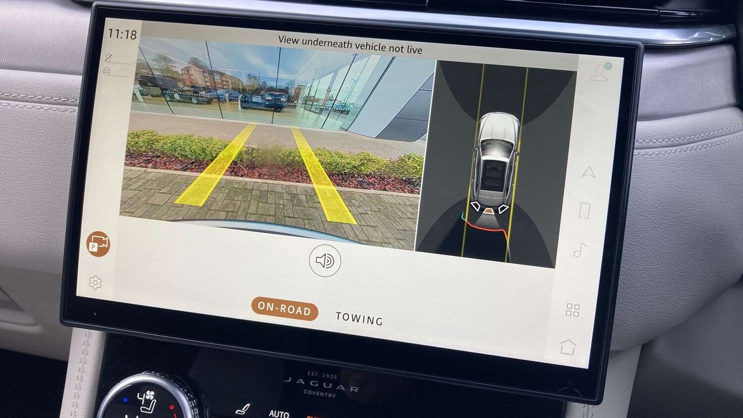 Used Jaguar F-Pace 2023 for sale - 76827708: Photo 12