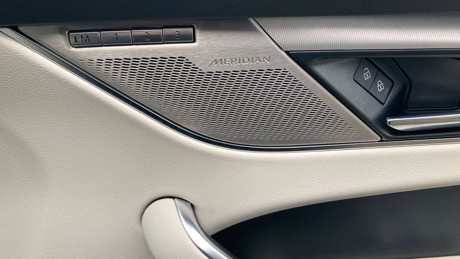 Used Jaguar F-Pace 2023 for sale - 76827708: Photo 25