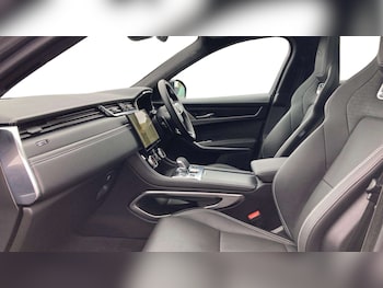 Used Jaguar F-Pace 2024 for sale - 76460466: Photo