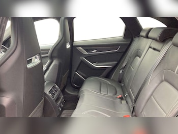 Used Jaguar F-Pace 2024 for sale - 76460466: Photo