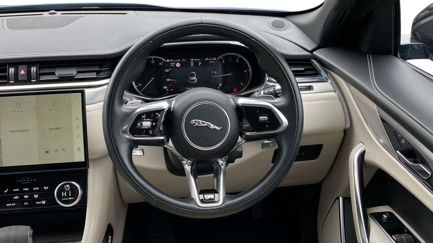 Used Jaguar F-Pace 2022 for sale - 77686595: Photo 15