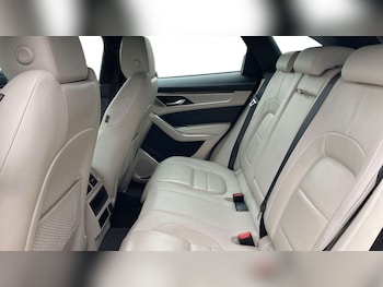 Used Jaguar F-Pace 2022 for sale - 77686595: Photo