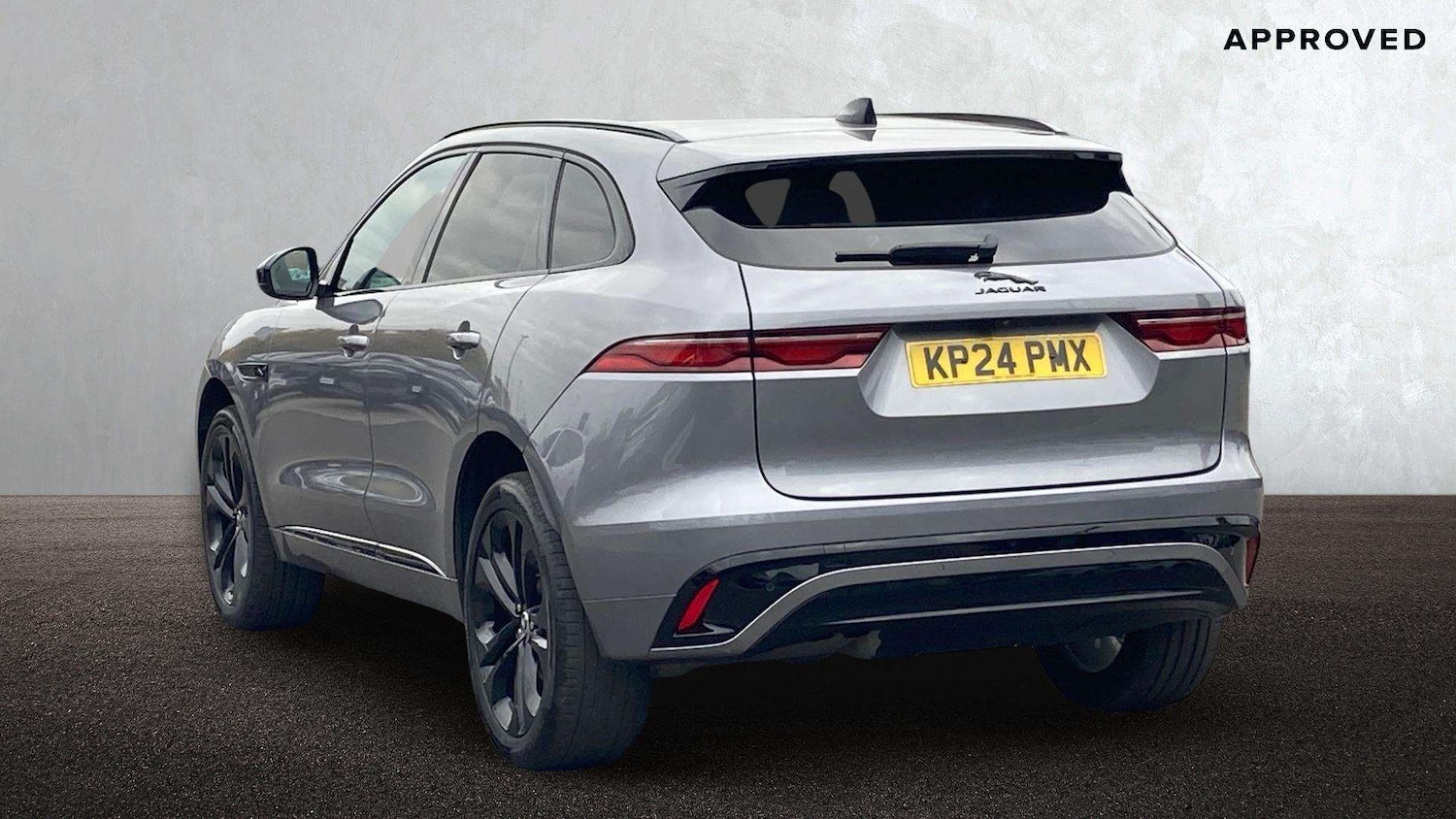 Used Jaguar F-Pace 2024 for sale - 76460014: Photo 2