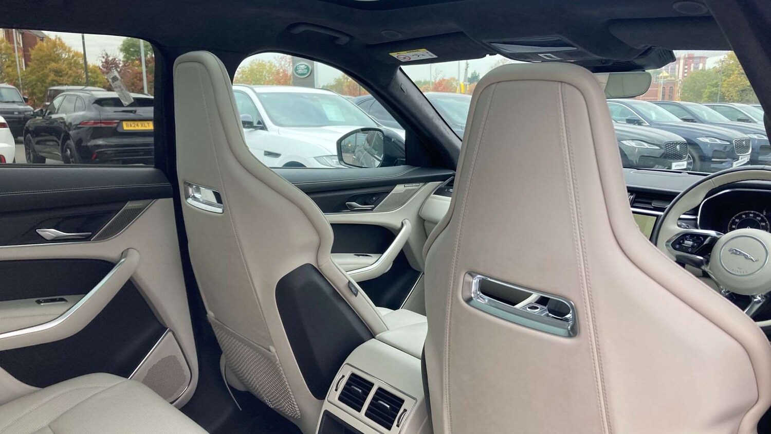 Used Jaguar F-Pace 2024 for sale - 76460014: Photo 34