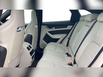 Used Jaguar F-Pace 2024 for sale - 76460014: Photo