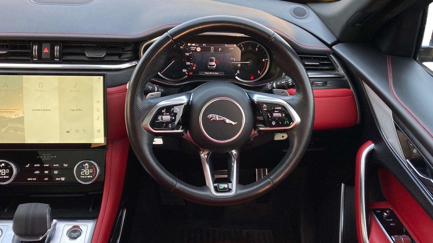 Used Jaguar F-Pace 2023 for sale - 77458454: Photo 15