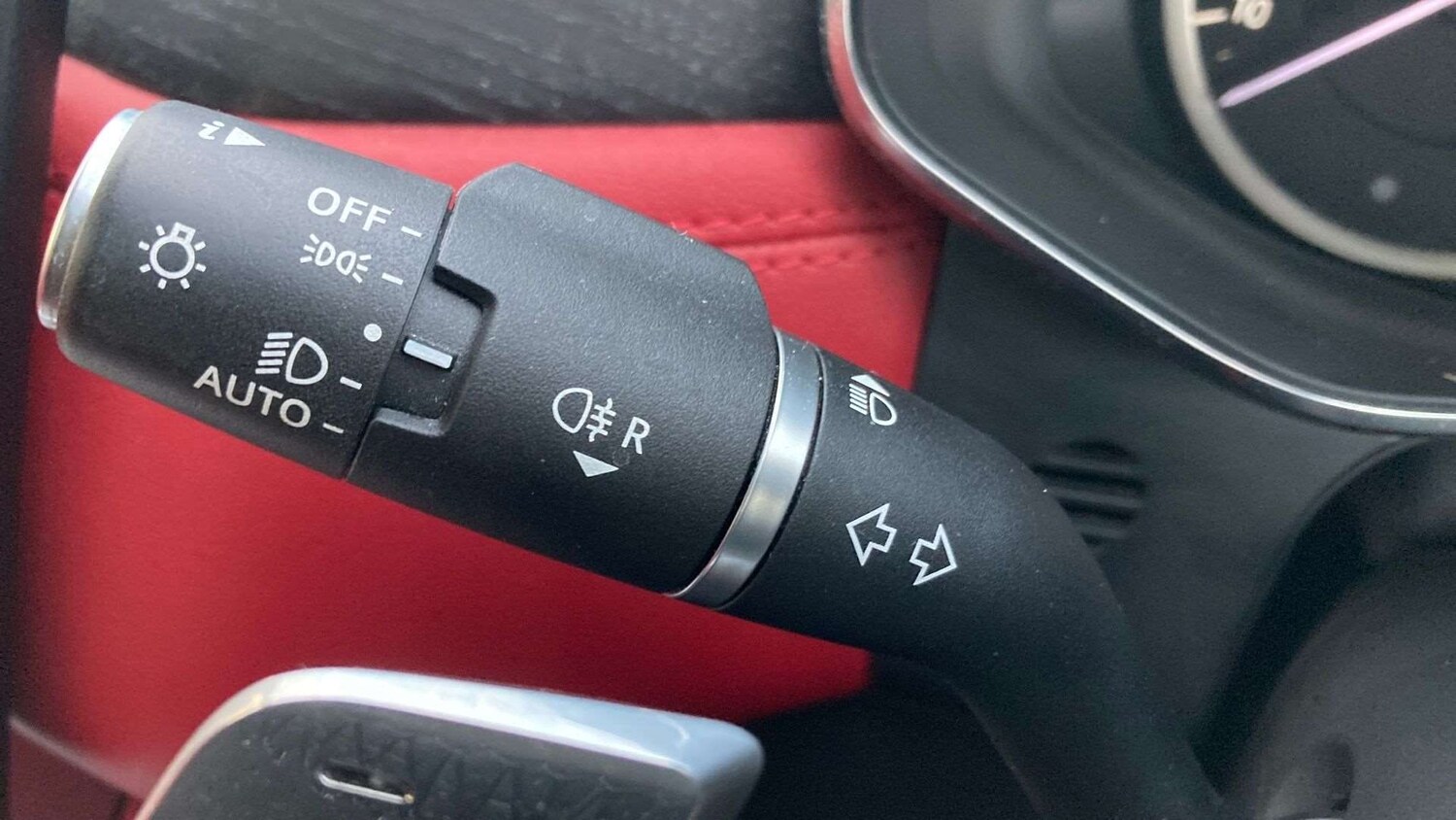 Used Jaguar F-Pace 2023 for sale - 77458454: Photo 31