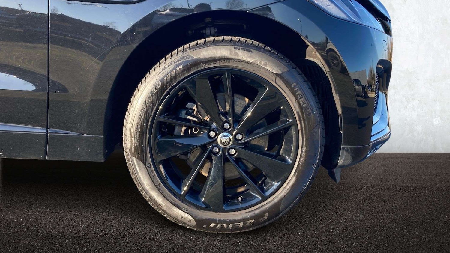 Used Jaguar F-Pace 2024 for sale - 77553139: Photo 8