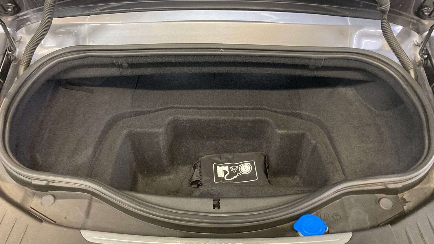 Used Jaguar F-Type for sale - 77232937: Photo 10