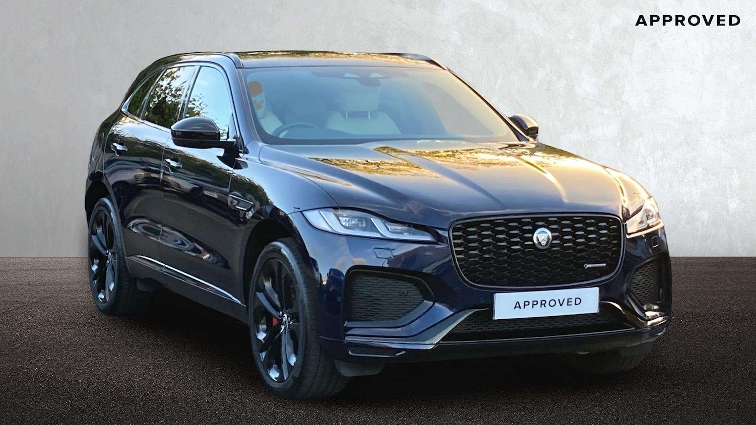 Used Jaguar F-Pace 2023 for sale - 76460585: Photo 1