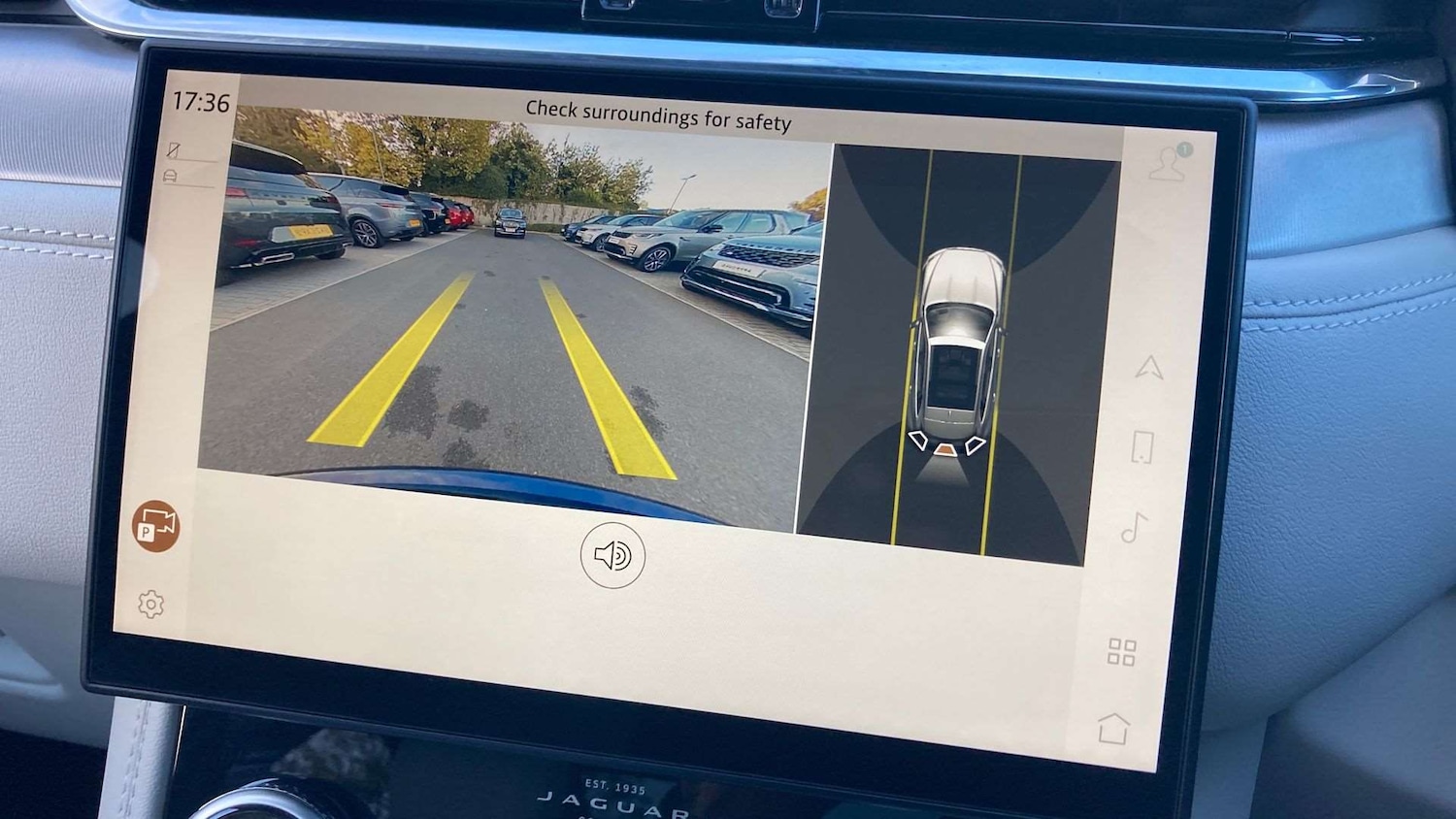 Used Jaguar F-Pace 2023 for sale - 76460585: Photo 12