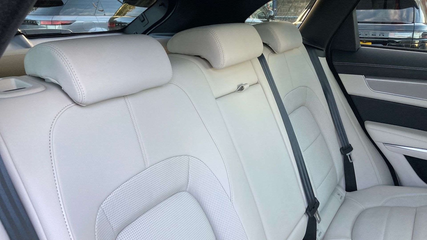 Used Jaguar F-Pace 2023 for sale - 76460585: Photo 34