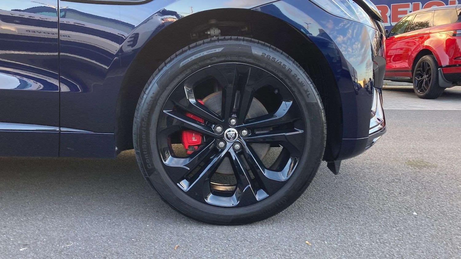 Used Jaguar F-Pace 2023 for sale - 76460585: Photo 8