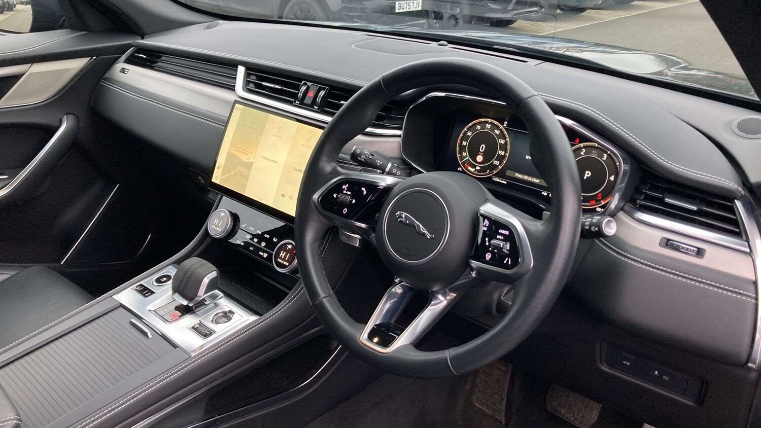 Used Jaguar F-Pace 2023 for sale - 77389869: Photo 33