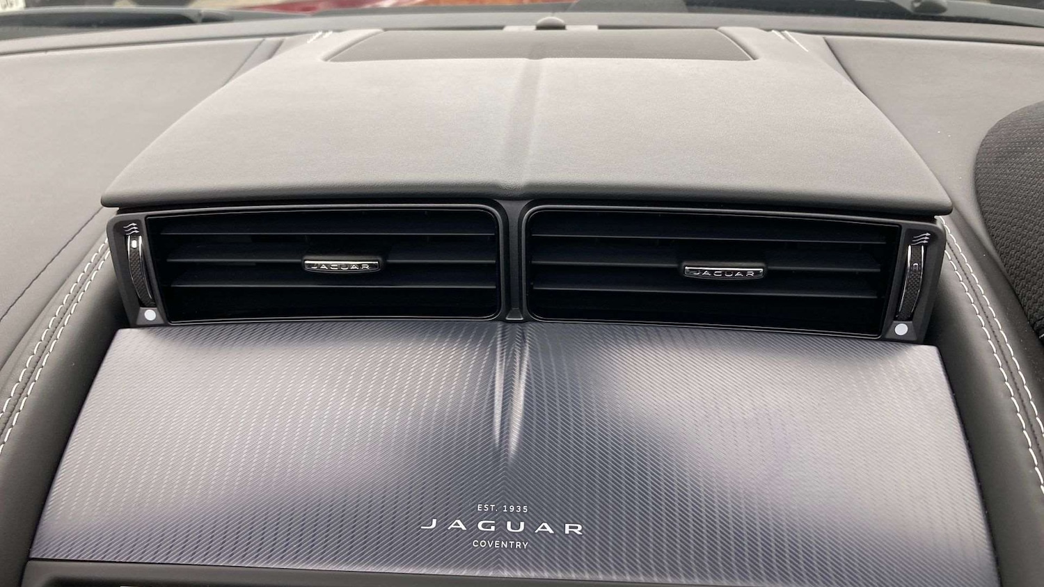 Used Jaguar F-Type 2022 for sale - 77827527: Photo 23