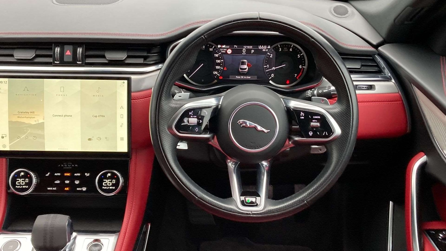 Used Jaguar F-Pace 2021 for sale - 76460498: Photo 15