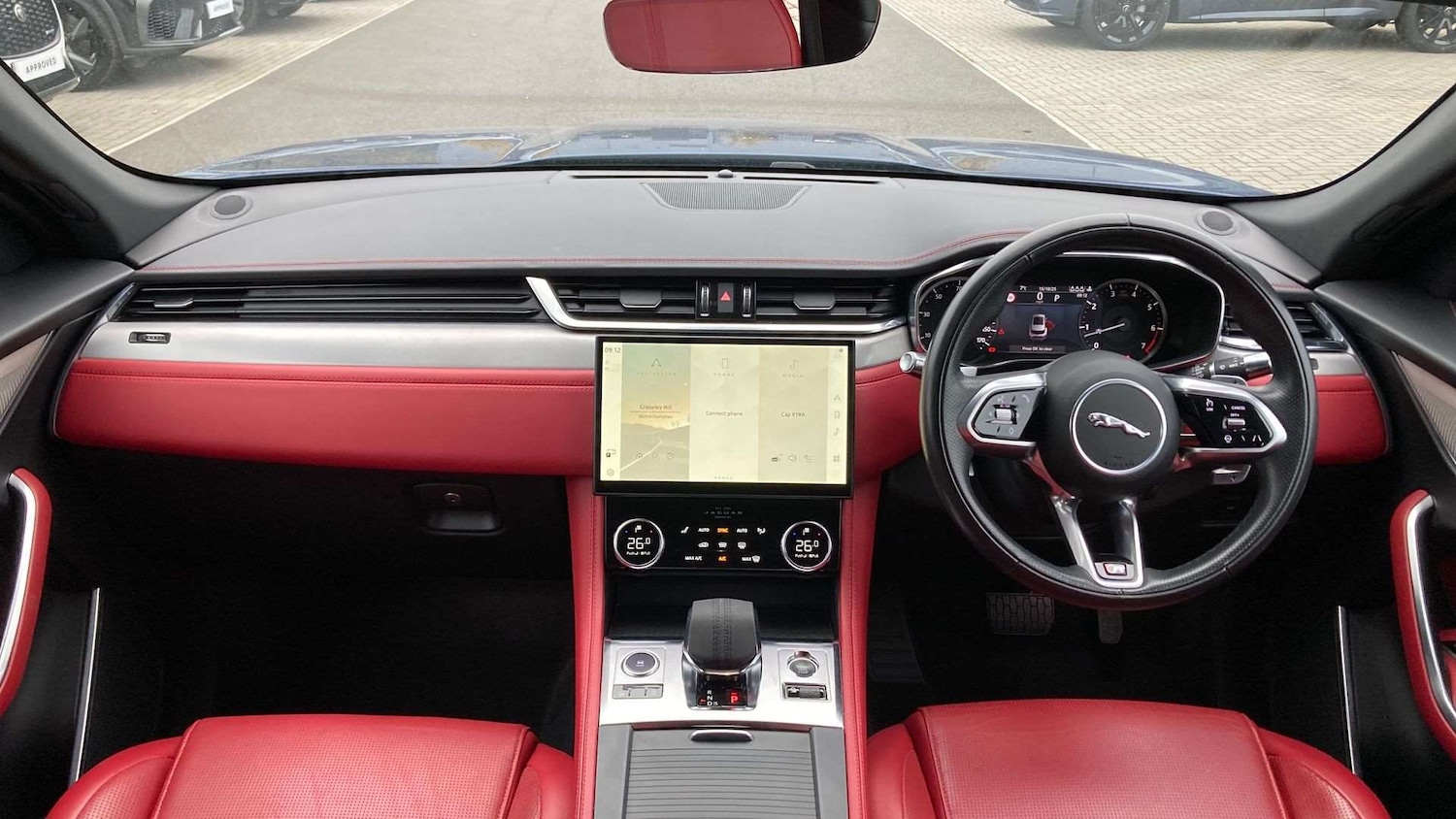 Used Jaguar F-Pace 2021 for sale - 76460498: Photo 9