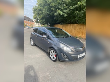 Vauxhall - Corsa