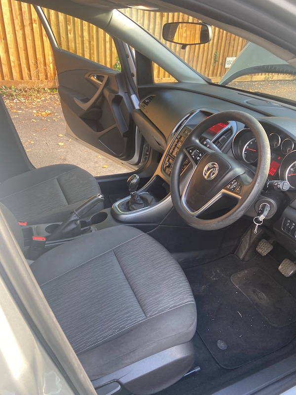 Used Vauxhall Astra 2014 for sale - 76044970: Photo 13