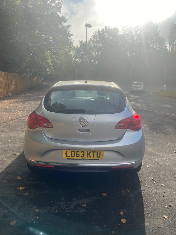 Used Vauxhall Astra 2014 for sale - 76044970: Photo 3