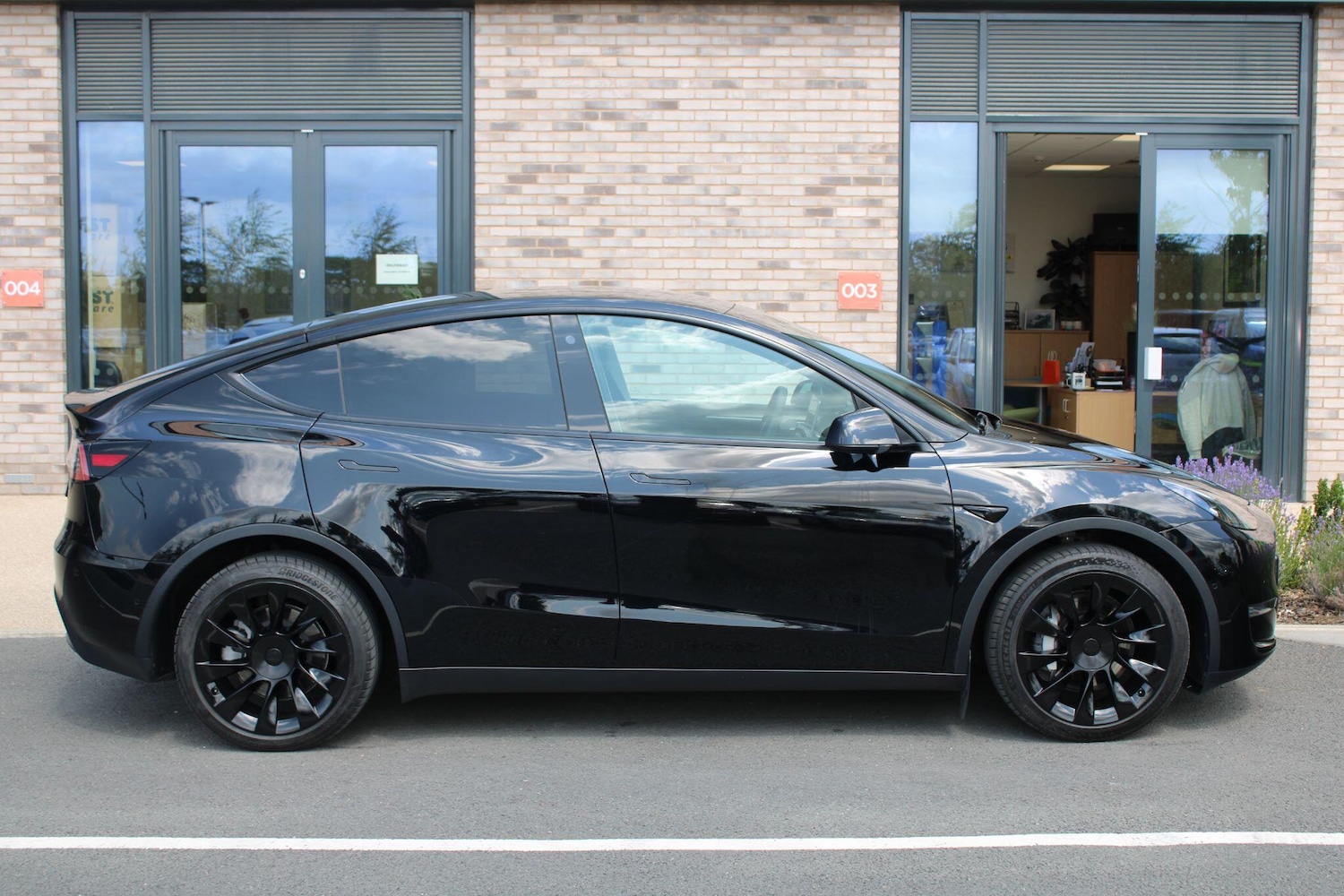 Used Tesla Model Y 2023 for sale - 76866285: Photo 3