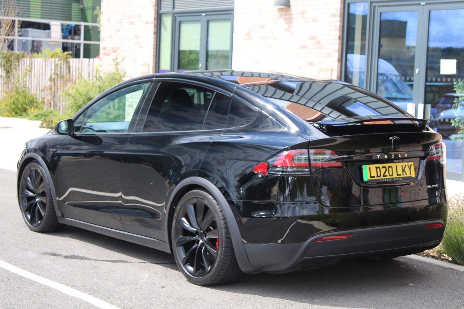 Used Tesla Model X 2020 for sale - 76987760: Photo 10