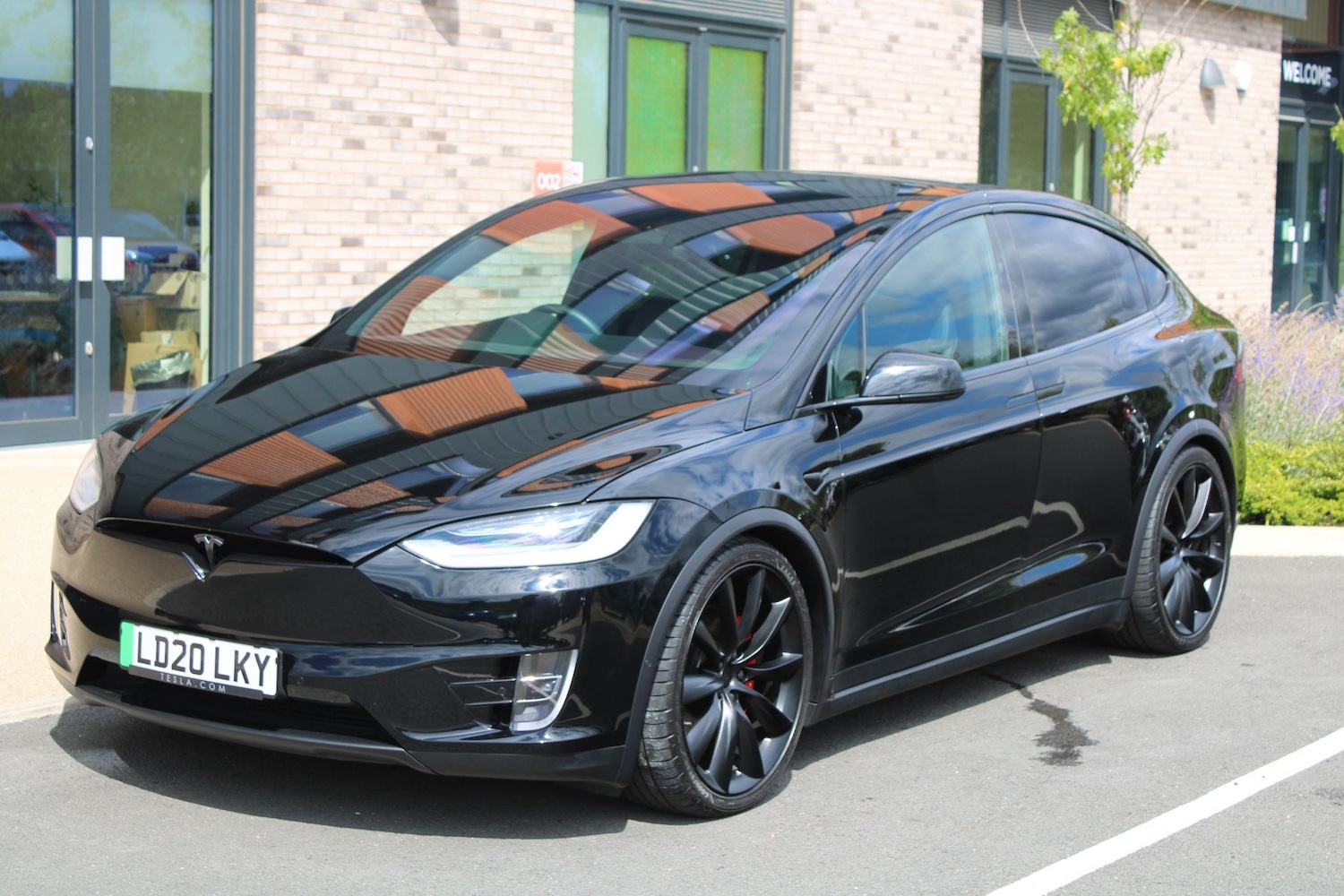 Used Tesla Model X 2020 for sale - 76987760: Photo 3
