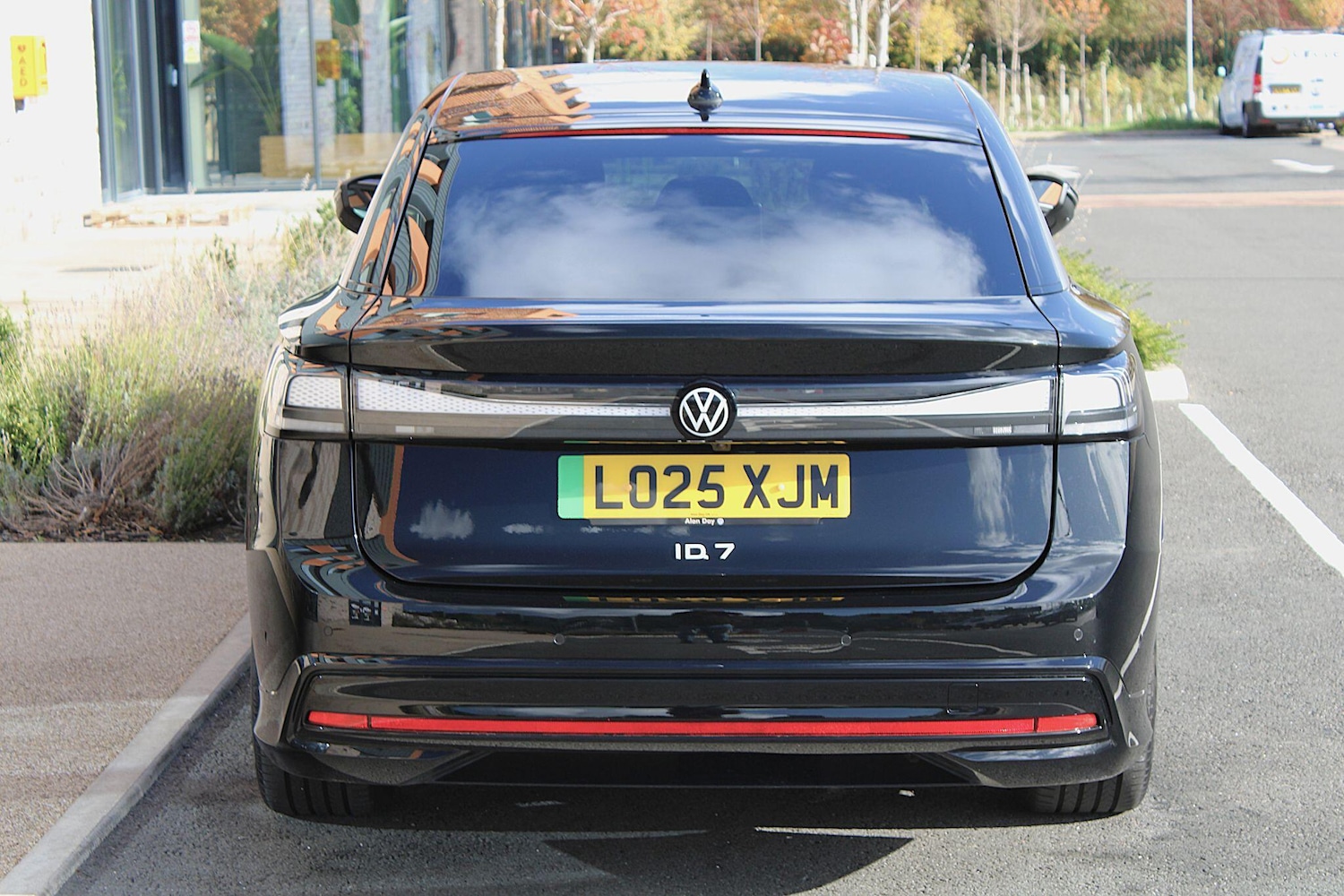 Used Volkswagen ID.7 2025 for sale - 76457926: Photo 9