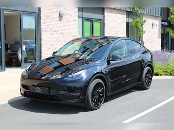 Used Tesla Model Y 2024 for sale - 75214219: Photo