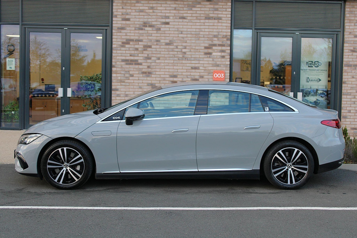 Used Mercedes-Benz EQA 2023 for sale - 76388168: Photo 5