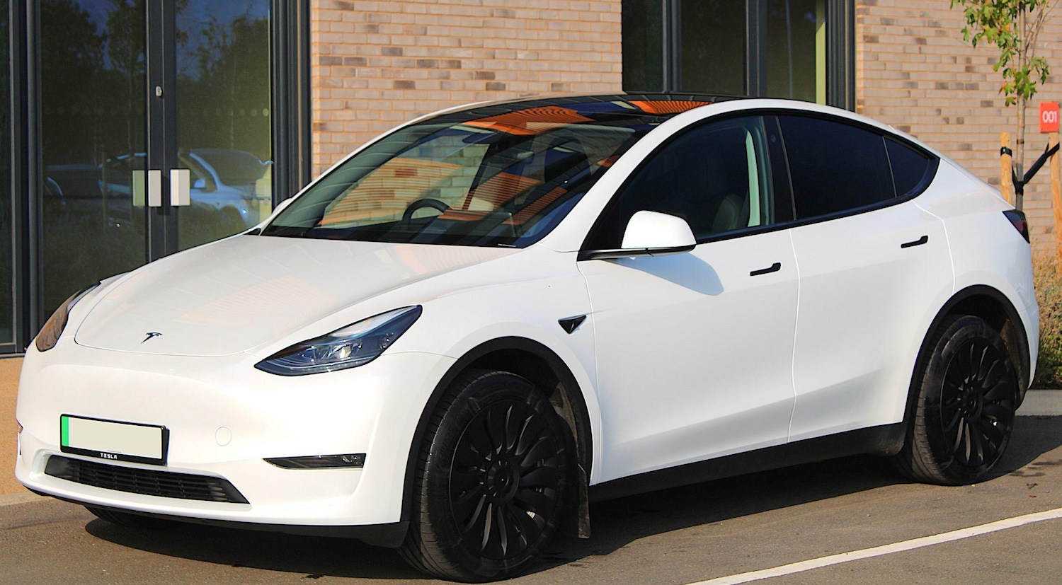 Used Tesla Model Y 2022 for sale - 76988554: Photo 2