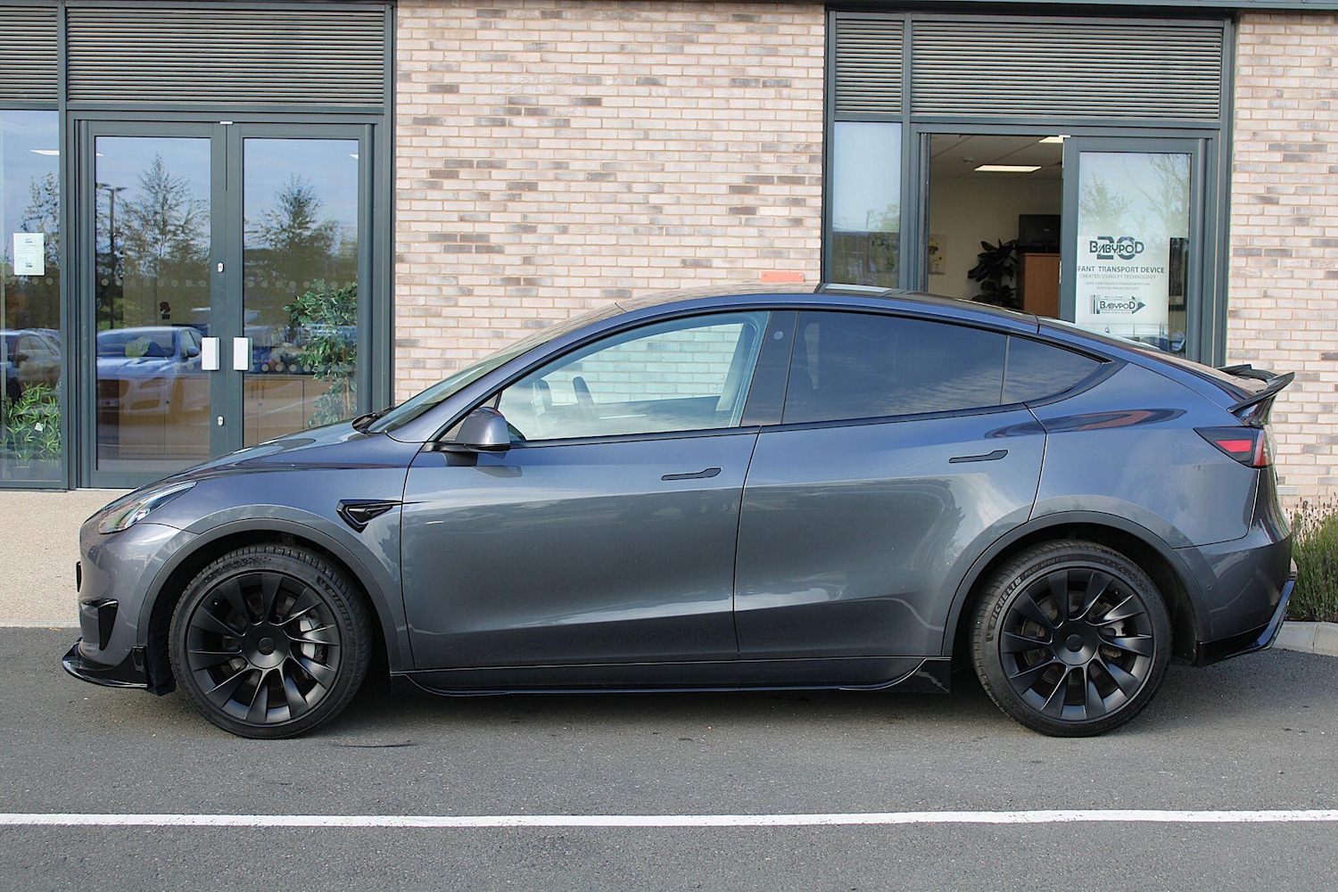 Used Tesla Model Y 2022 for sale - 76988293: Photo 5