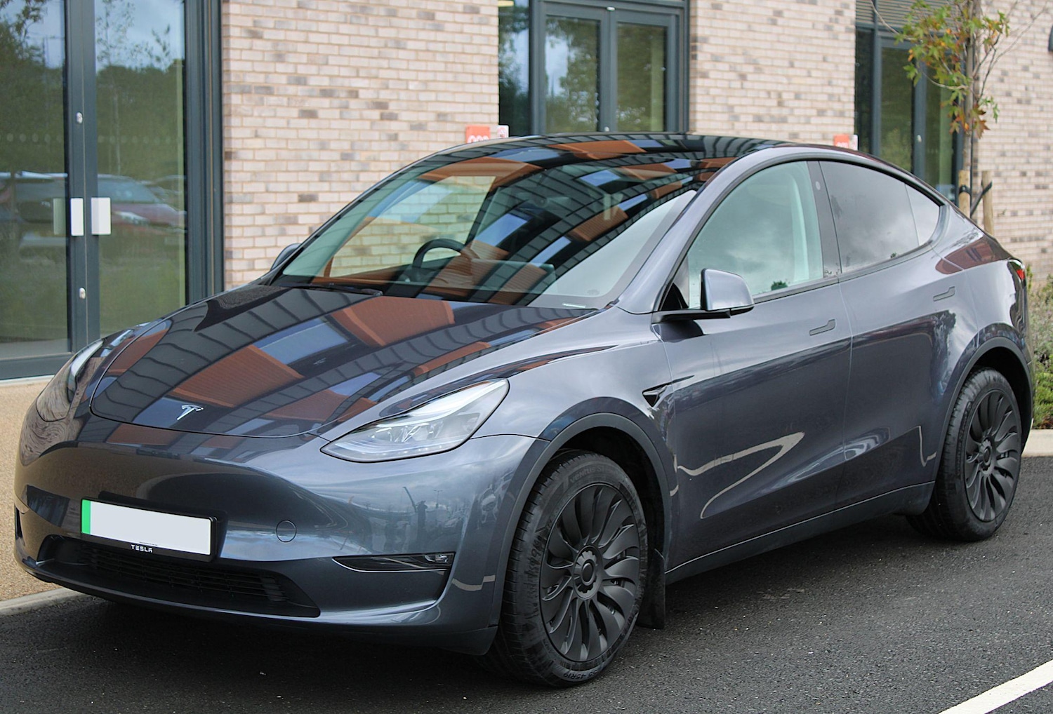 Used Tesla Model Y 2023 for sale - 76995082: Photo 3