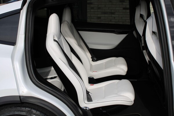 Used Tesla Model X 2017 for sale - 76307695: Photo 10