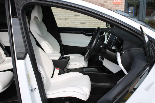 Used Tesla Model X 2017 for sale - 76307695: Photo 9