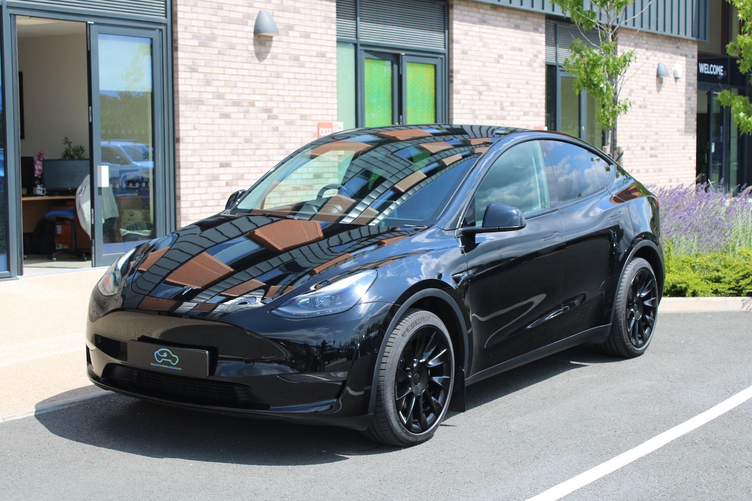Used Tesla Model Y 2024 for sale - 76987608: Photo 3