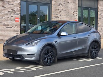 Used Tesla Model Y 2024 for sale - 75310339: Photo