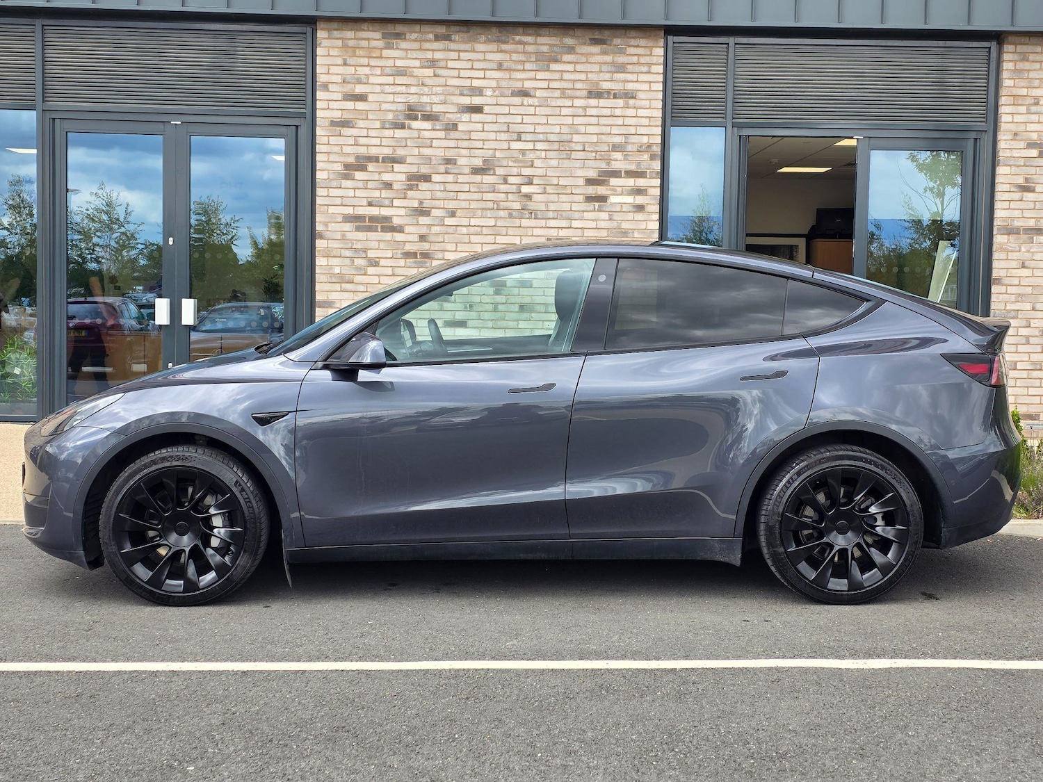 Used Tesla Model Y 2022 for sale - 76992048: Photo 5