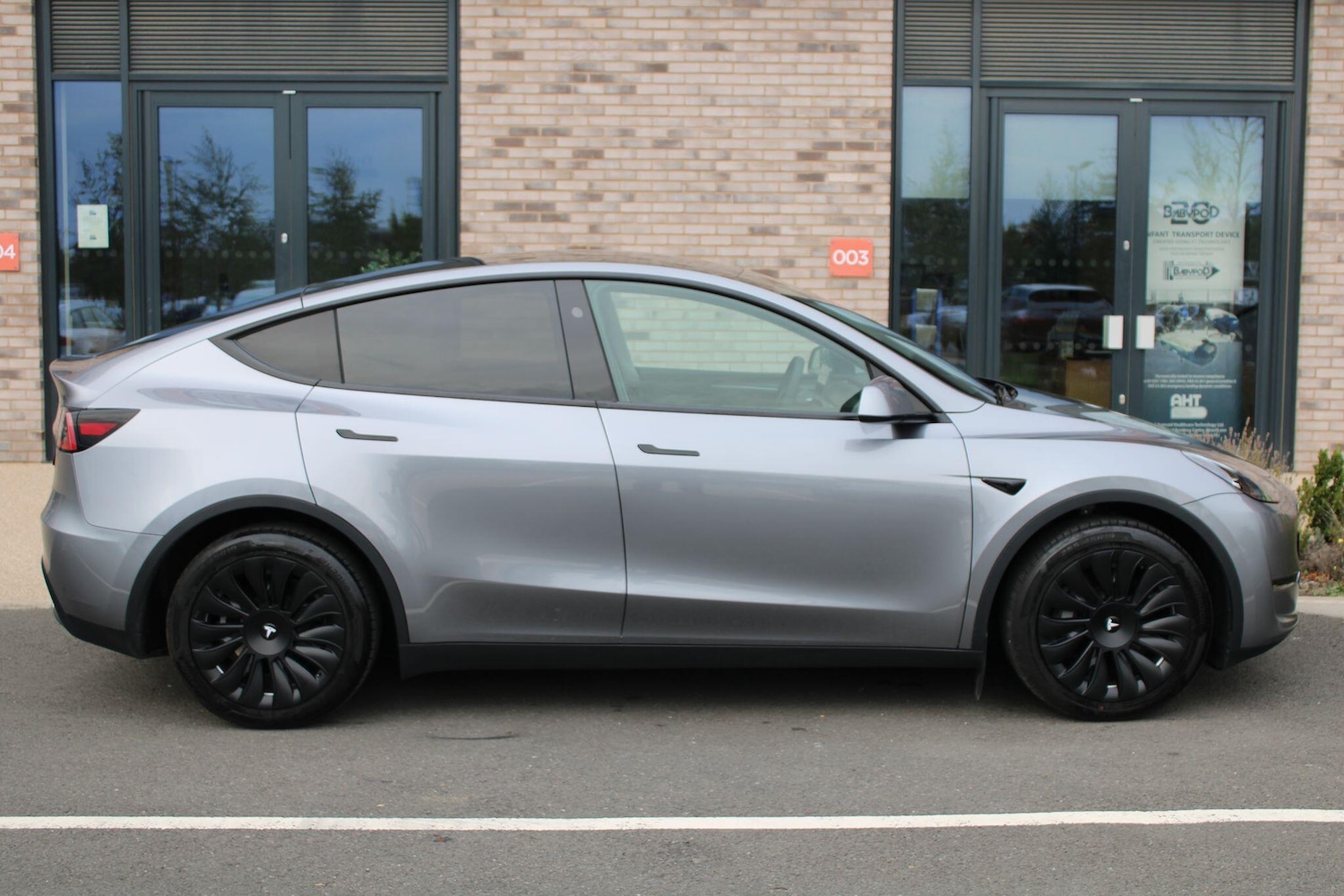 Used Tesla Model Y 2024 for sale - 76151122: Photo 4