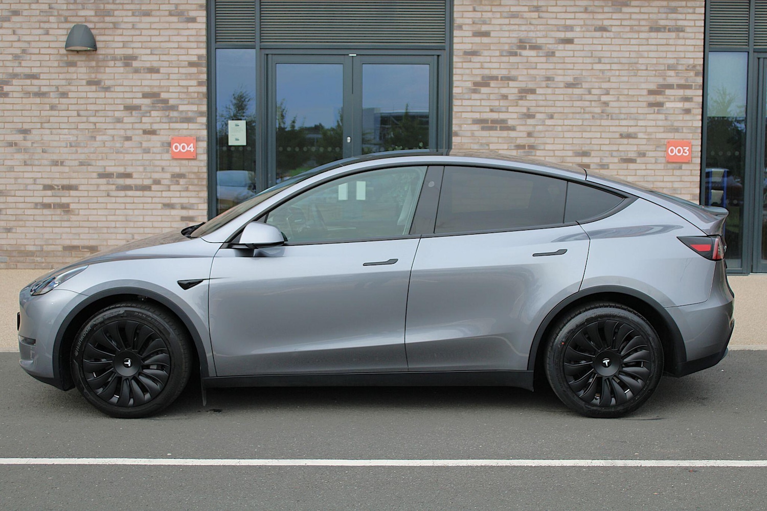 Used Tesla Model Y 2024 for sale - 76151122: Photo 5