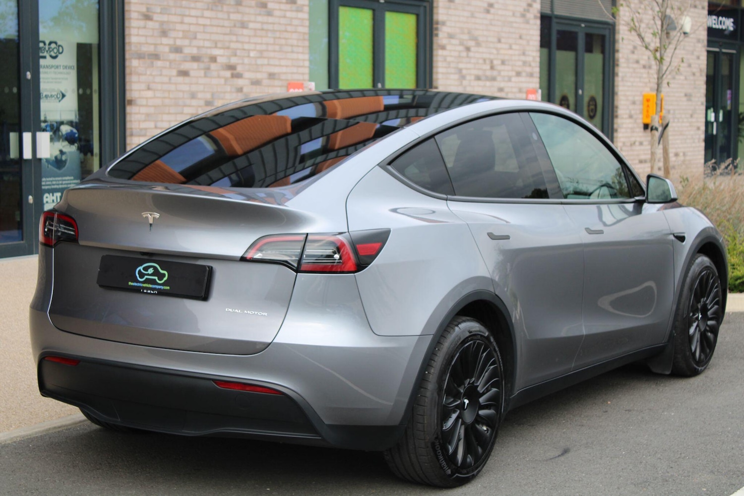 Used Tesla Model Y 2024 for sale - 76151122: Photo 6