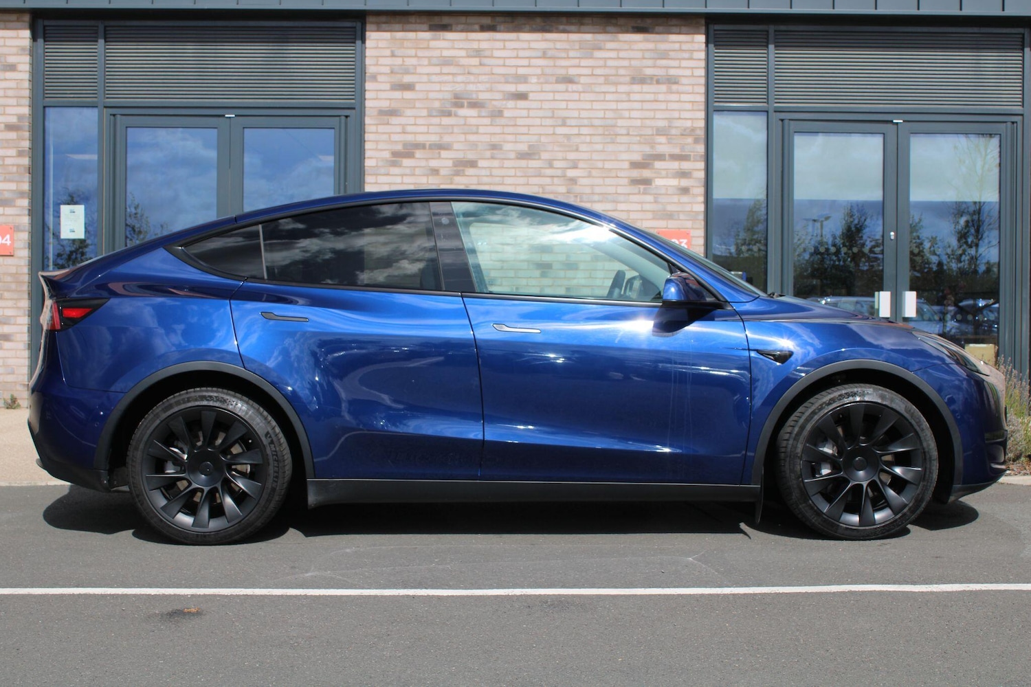 Used Tesla Model Y 2022 for sale - 76988346: Photo 4
