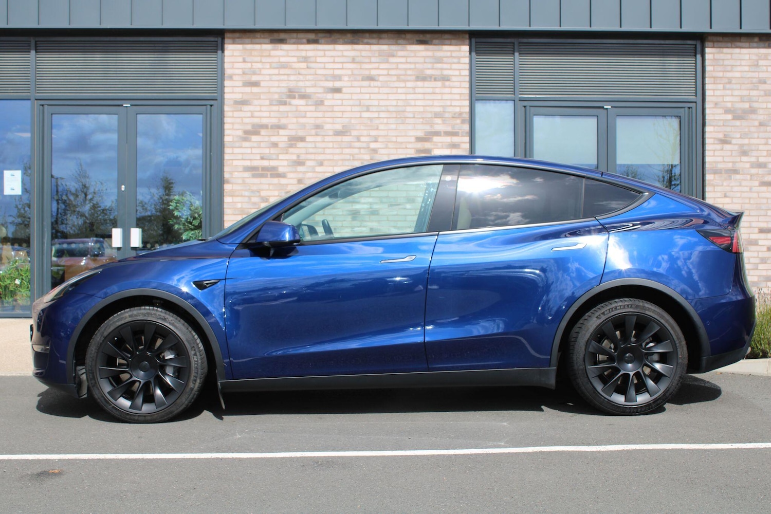Used Tesla Model Y 2022 for sale - 76988346: Photo 5
