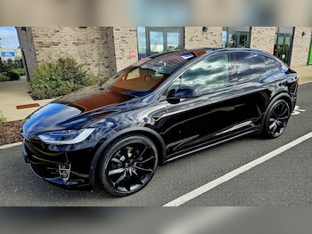 Used Tesla Model X 2018 for sale - 76174886: Photo 3