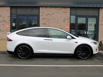 Used Tesla Model X 2017 for sale - 76634289: Photo