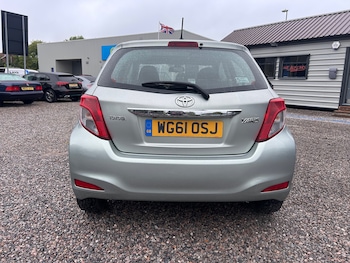Used Toyota Yaris 2012 for sale - 78633219: Photo